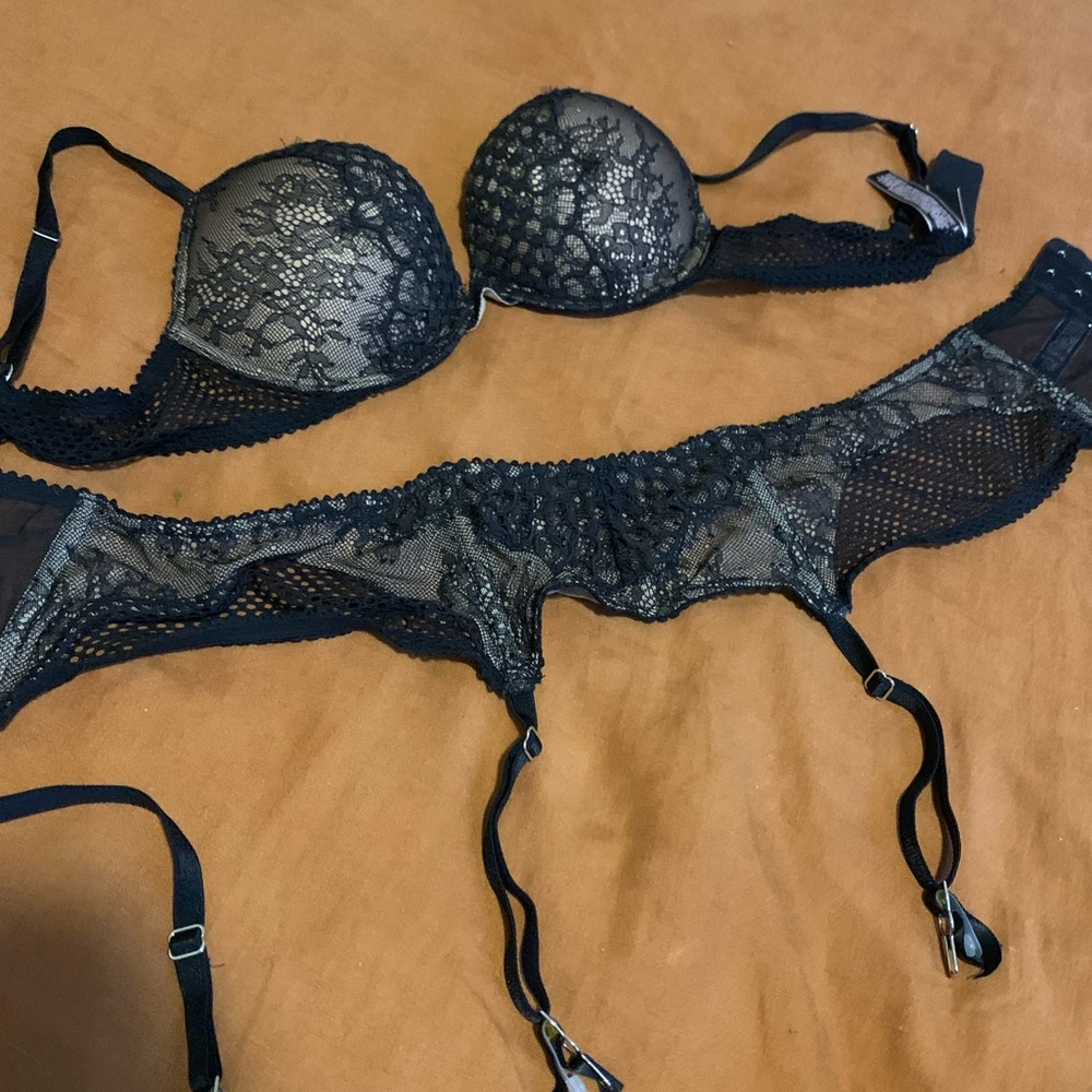 Victoria secret push up bra and garter